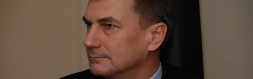 Andrus Ansip : « Il faut créer une base légale pour l’accès aux données » 
