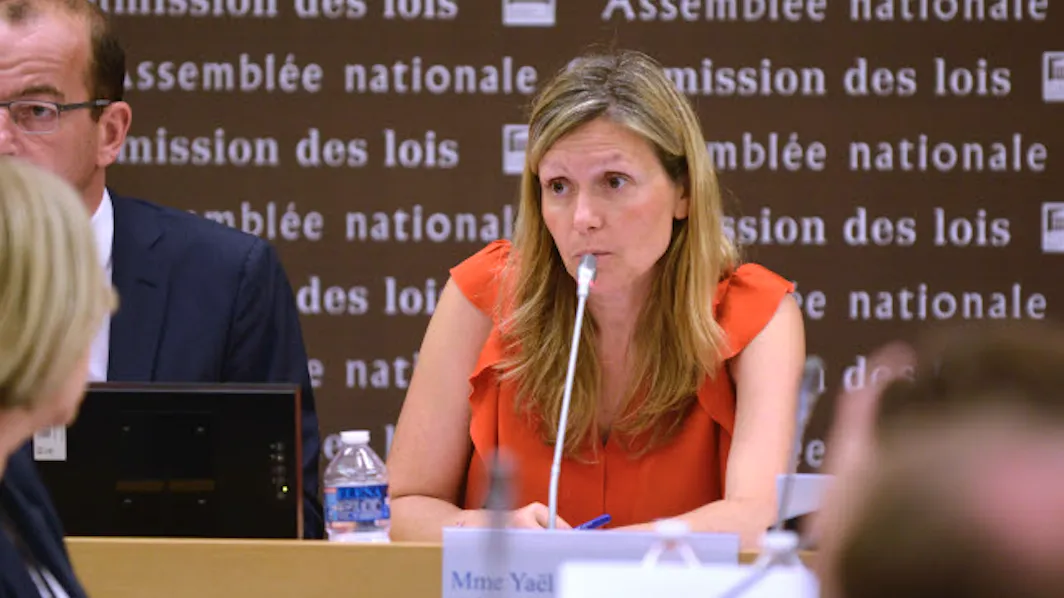 Yaël Braun-Pivet : « Il faut penser la loi de confiance comme un tout »