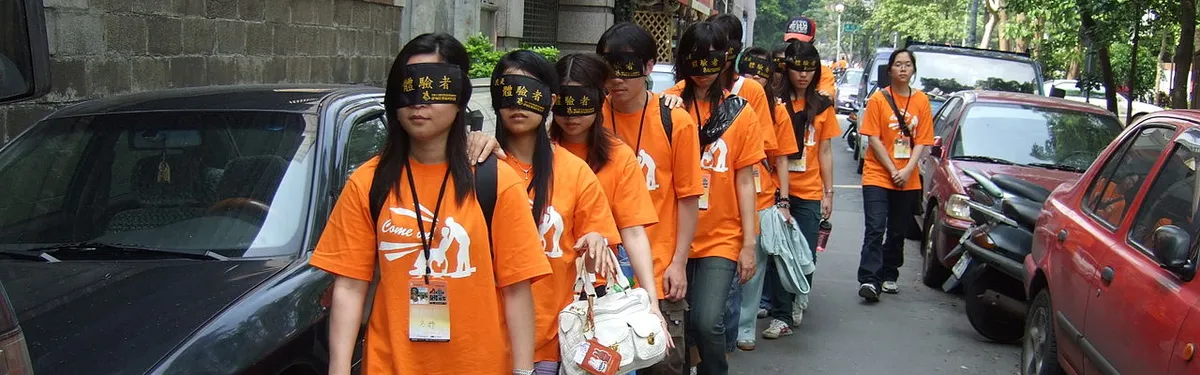 Les tâtonnements et astuces du gouvernement pour répondre aux Gilets jaunes