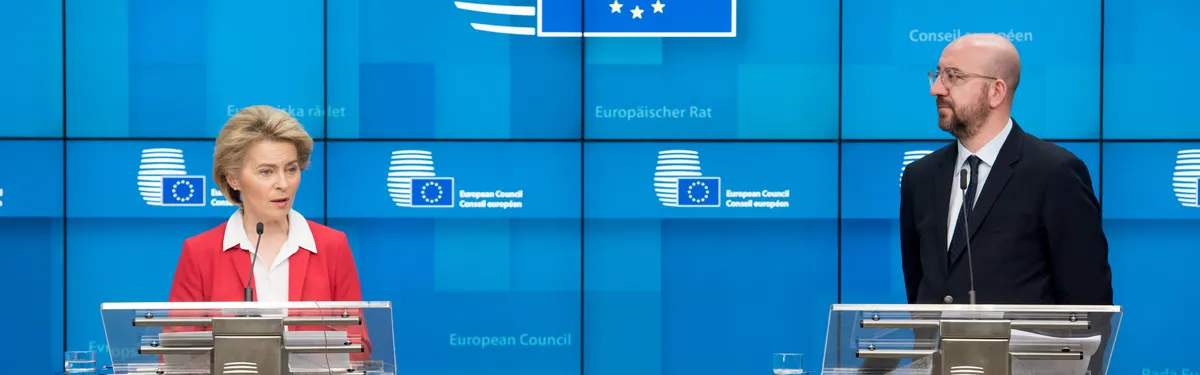 Face au virus, Charles Michel et Ursula von der Leyen jouent la complémentarité