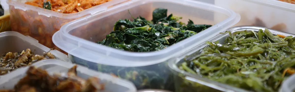 Entre disparition du plastique et réemploi, la restauration collective prise entre deux feux