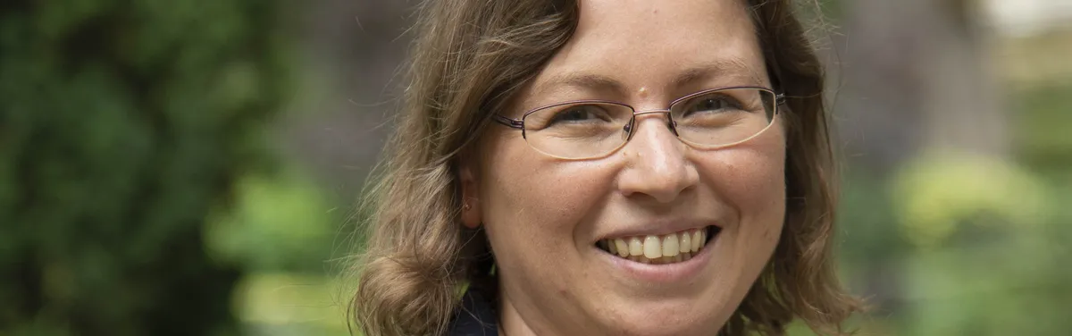 Maud Faipoux : une conseillère à Matignon qui maîtrise le fond et la forme