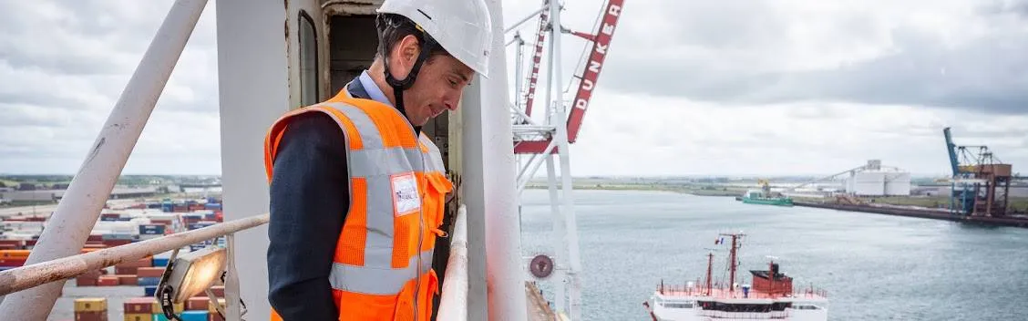 Jean-Baptiste Djebbari, ministre du show et du business