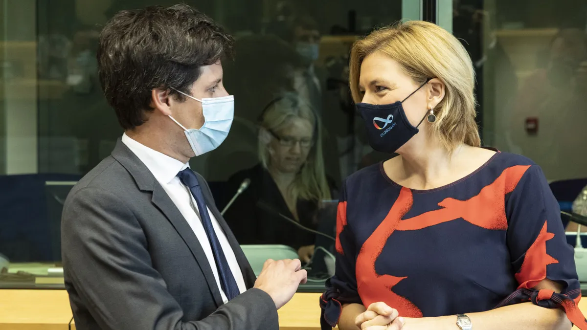 Poussins : broiera bien qui broiera le dernier