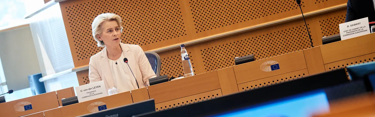 À la Commission, le style et la méthode d’Ursula von der Leyen ne prennent pas
