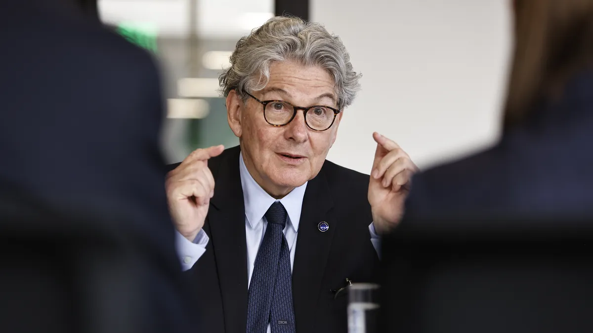 La Commission tire son premier boulet contre le projet de loi sur l’espace numérique