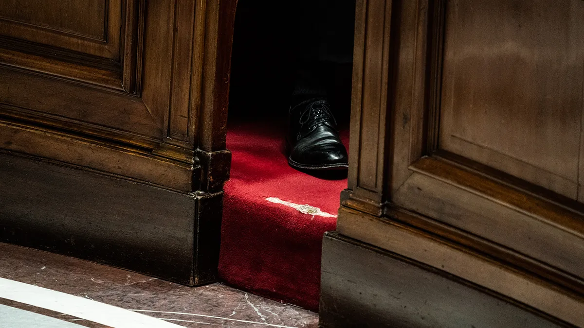 PLFSS : avec le 49.3, les lobbyistes peinent à mettre un pied dans la porte