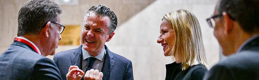 Consigne : le gouvernement bouge sur le verre, mais patauge sur le plastique