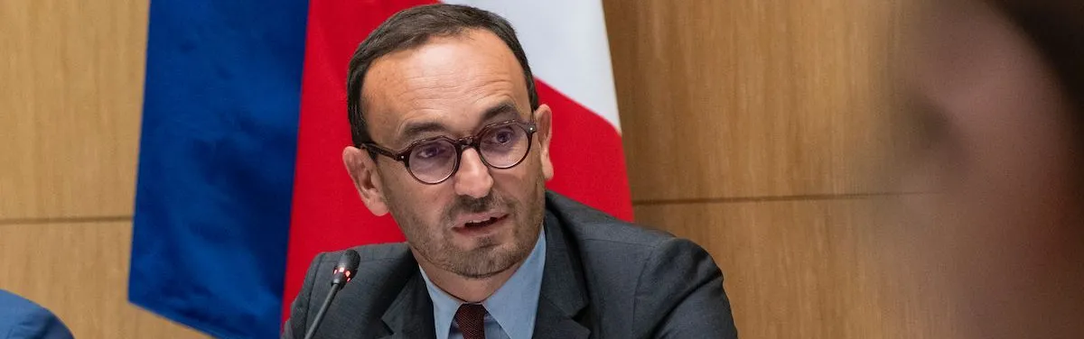 Thomas Cazenave (Comptes publics) : un techno sympa pour serrer la vis budgétaire