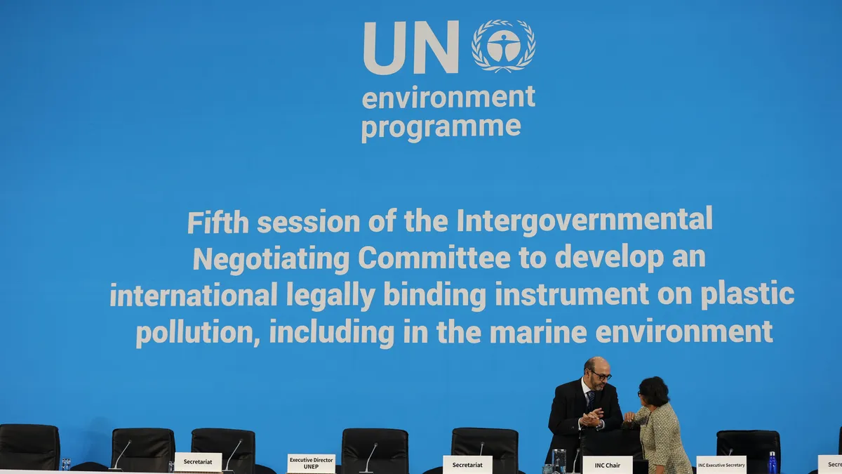 Le traité plastiques au défi du consensus onusien