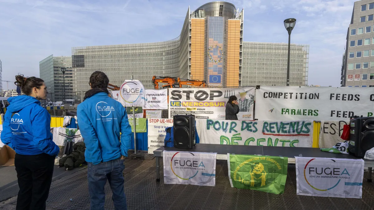 La Commission européenne peine à rassurer sur l’impact agricole et environnemental de l’accord commercial avec le Mercosur