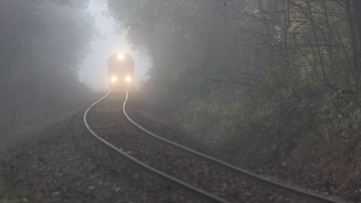 « Pas de son, pas d’image » : les transports dans le brouillard