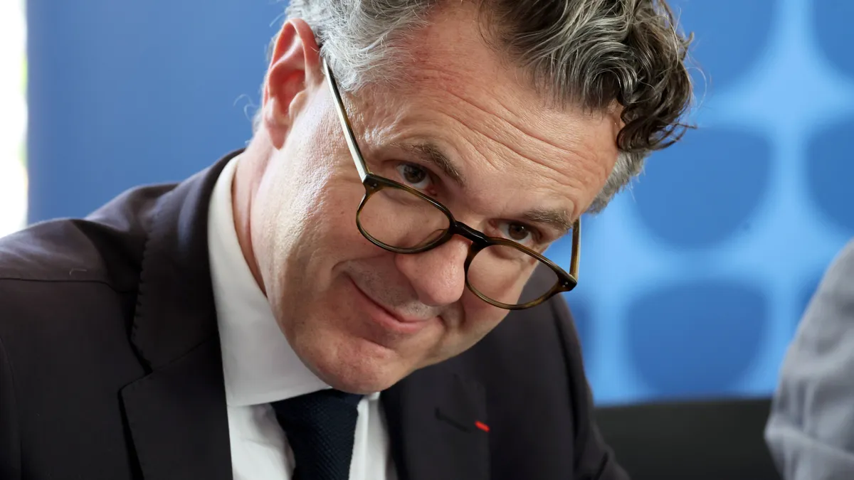 Adaptation au changement climatique, le pari vert salutaire de Christophe Béchu