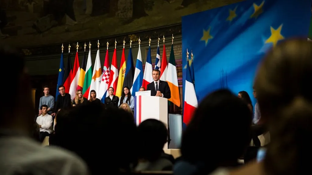 Retour à la Sorbonne : petits et grands enjeux du discours d’Emmanuel Macron