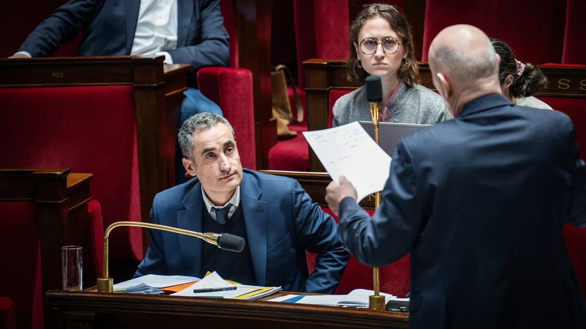 PFAS : la majorité ne caresse pas le gouvernement dans le sens des poêles