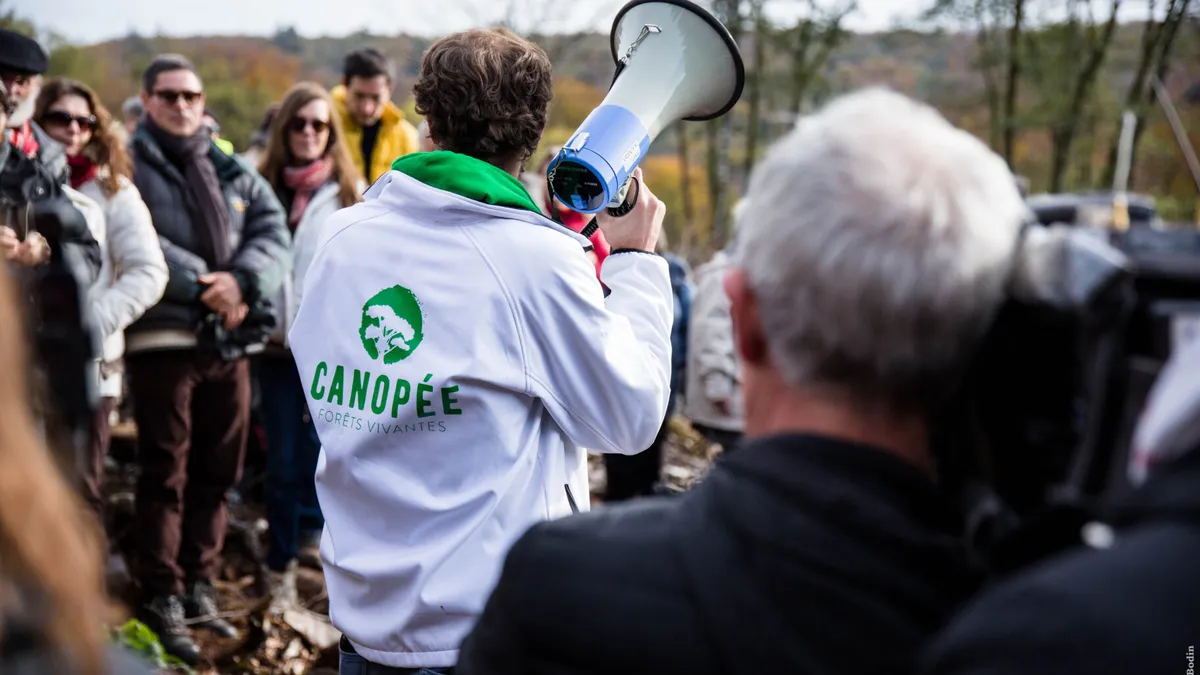 Enjeux et crispations autour de l’agrément accordé à Canopée par le ministère de la Transition écologique