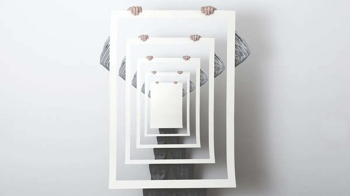 À Paris comme à Bruxelles, le casting évolue, mais pas le scénario