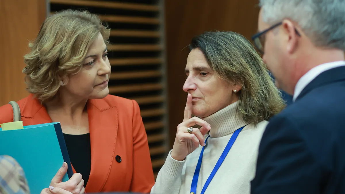 Avec ses premières amendes DMA, la Commission met de l’eau dans le vin des Gafam