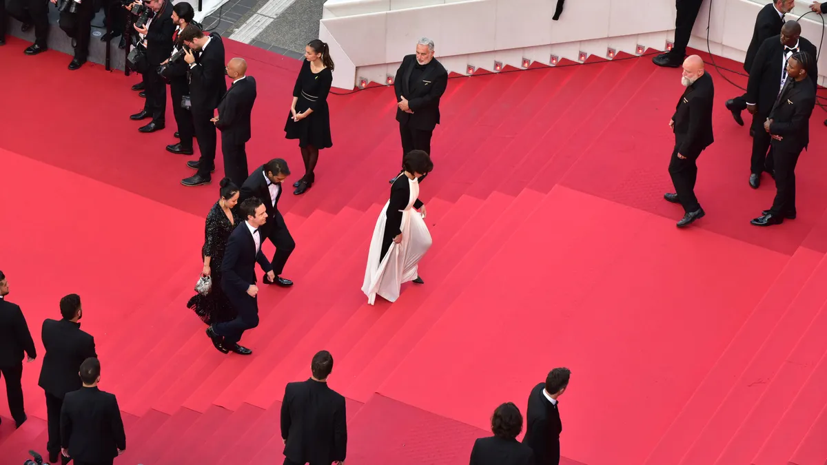 Au Festival de Cannes, sous les paillettes, le lobbying
