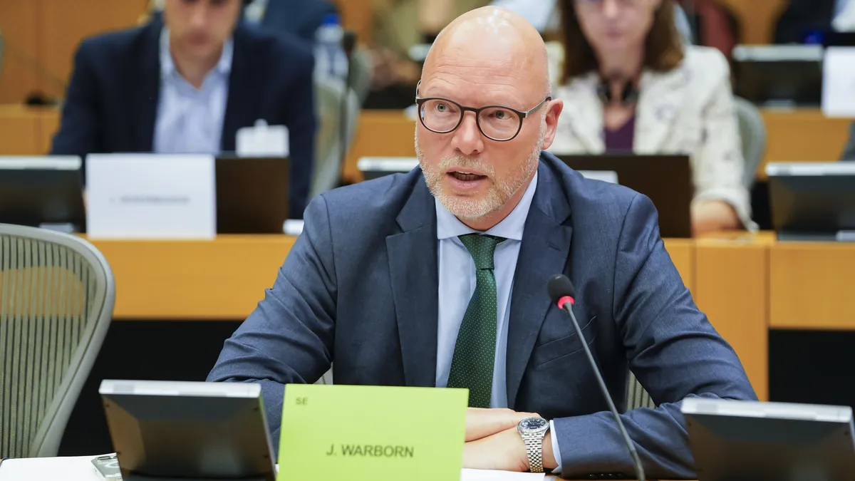 Le plan de la droite au Parlement européen pour diluer un peu plus encore le devoir de vigilance et les obligations de reporting